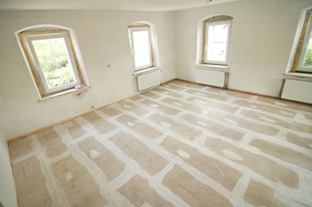 Vyrovnání podlahy bez betonu a nivelační hmoty