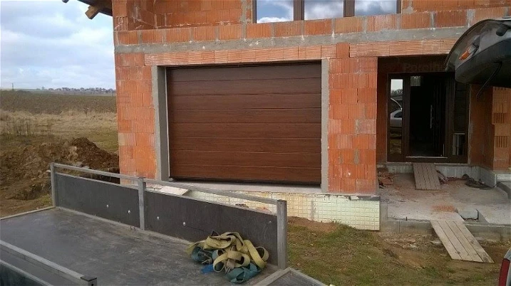 Okna,dveře pasiv + garážová vrata