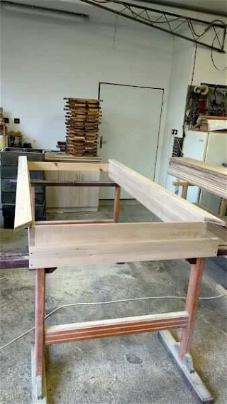 Výroba nábytku z jasanu