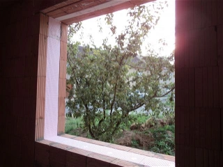Okna, vchodové, balkonové a terasové dveře