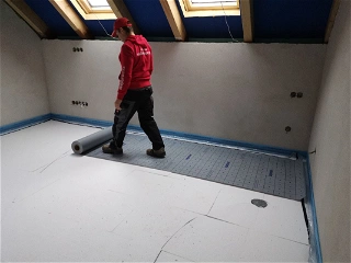 Položení podlahové fólie