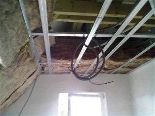 Zateplení krovu a stropu, sádrokartonové podhledy