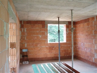 Šalování a betonování stropu