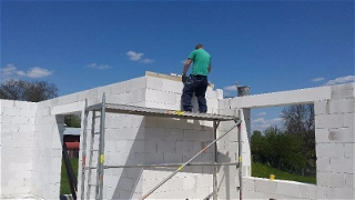 Betonování věnce a stropu terasy