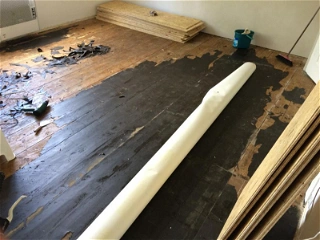 Rekonstrukce podlahy ve starém bytě