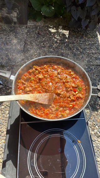 "Gastro zážitky ze stavby" aneb Naše polní kuchyně