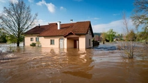 Oprava domu po záplavách: zachraňte zdivo pomocí sanačního systému