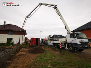 Zakládání, armování a betonování ztraceného bednění