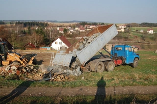 Základy, sklep a deska