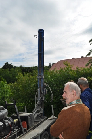 Vrtanie studne / Inziniersko geologicky prieskum uzemia / Polohopis+vyskopis